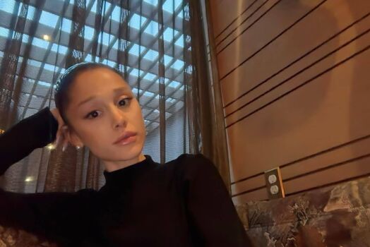 Full leaked Ariana grande page private onlyfans photo