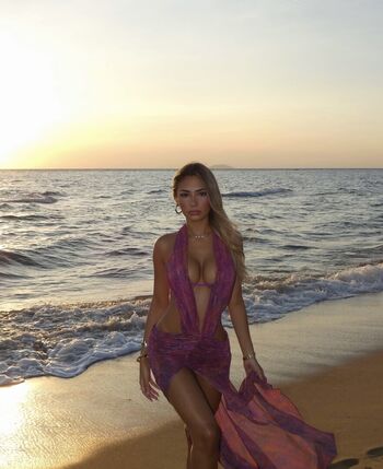 Full leaked Ariana ruiz private onlyfans photo