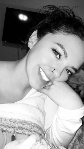 Full leaked Ariana vargas private onlyfans photo