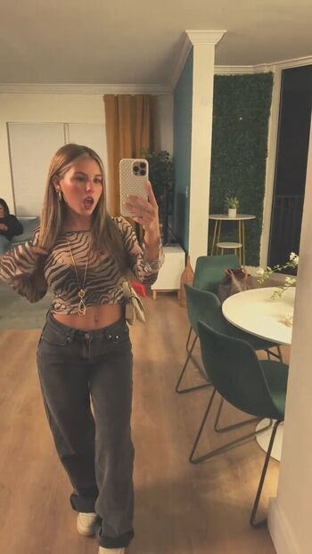 Full leaked Ariana white private onlyfans photo