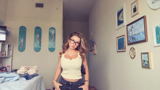 Ariana White
