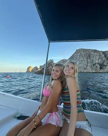 Full leaked Arianaawhite private onlyfans photo