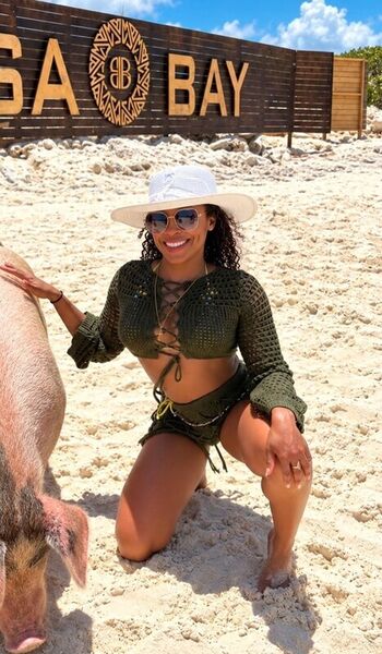 Full leaked Ariane andrew private onlyfans photo
