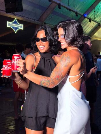 Full leaked Arianelcrd private onlyfans photo