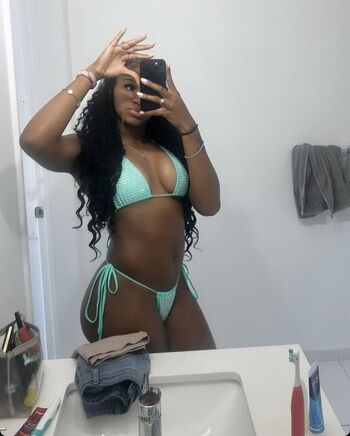 Full leaked Arianna deniseee private onlyfans photo