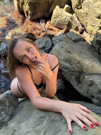 Full leaked Ariel goddess private onlyfans photo