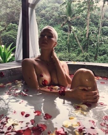 Full leaked Ariel mullen private onlyfans photo
