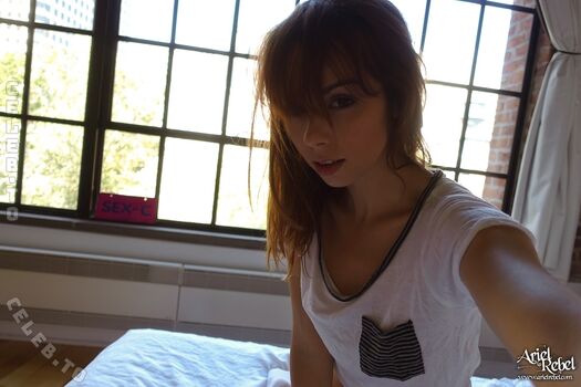 Full leaked Ariel rebel page private onlyfans photo