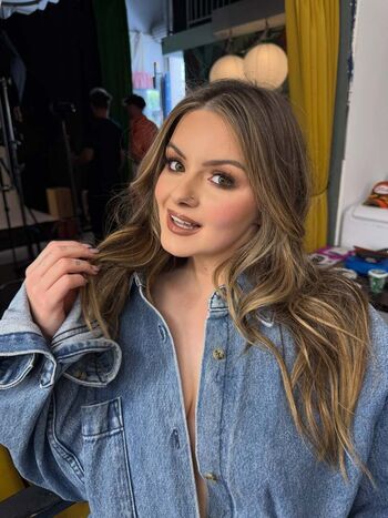 Full leaked Ariel winter page private onlyfans photo
