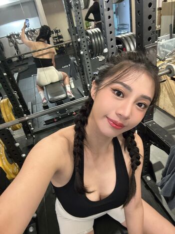Full leaked Arielai private onlyfans photo