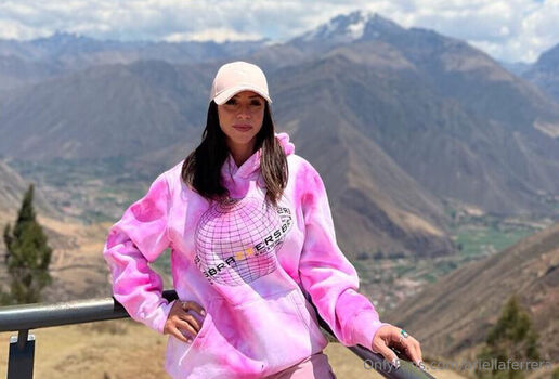 Full leaked Ariella ferrera page private onlyfans photo