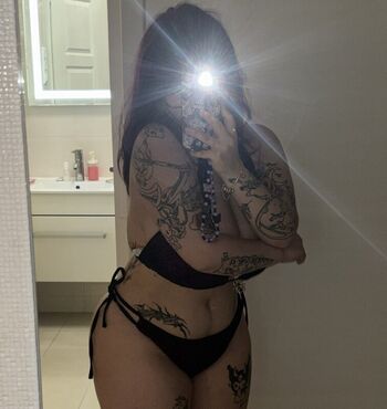 Full leaked Ariesgummygirl nvmlidi private onlyfans photo