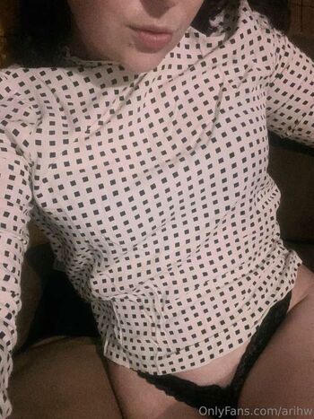Full leaked Arihotwife private onlyfans photo