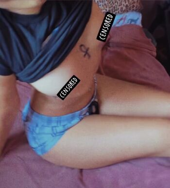 Full leaked Ariilly private onlyfans photo