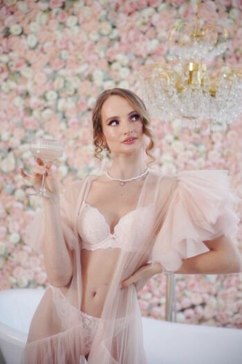 Full leaked Arinazhotikova private onlyfans photo