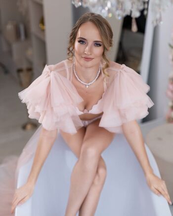 Full leaked Arinazhotikova private onlyfans photo