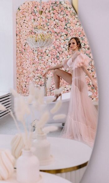 Full leaked Arinazhotikova private onlyfans photo
