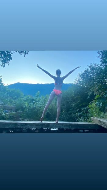 Full leaked Arinazhotikova private onlyfans photo