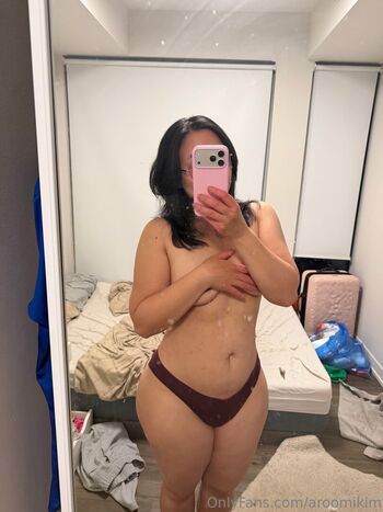 Full leaked Aroomi kim private onlyfans photo