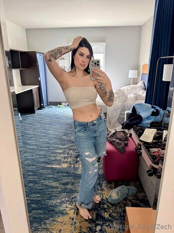 Full leaked Arryn zech private onlyfans photo
