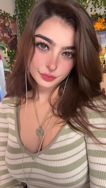 Full leaked Aruuu  page private onlyfans photo