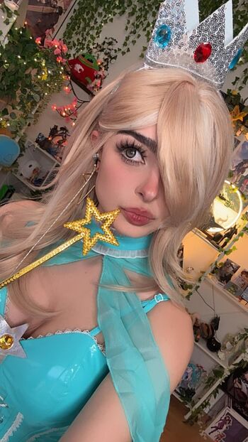 Full leaked Aruuu private onlyfans photo