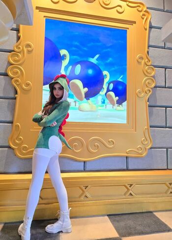 Full leaked Aruuu private onlyfans photo