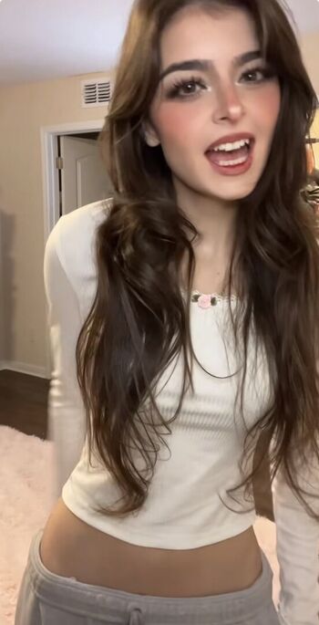 Full leaked Aruuu  page private onlyfans photo