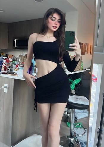 Full leaked Aruuu page private onlyfans photo
