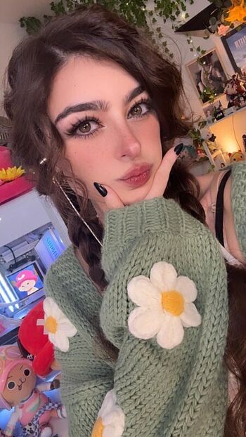 Full leaked Aruuu page private onlyfans photo