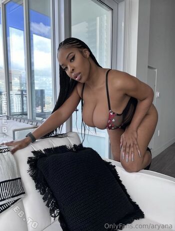 Full leaked Aryana private onlyfans photo