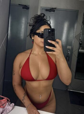 Full leaked Aryloolooo private onlyfans photo