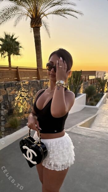 Full leaked Asaliraniii private onlyfans photo