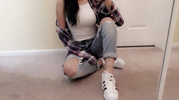 Full leaked Asfa sinha private onlyfans photo