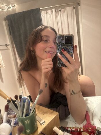 Full leaked Ash pac page private onlyfans photo