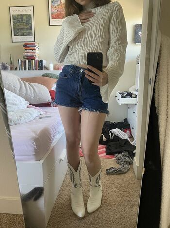 Full leaked Ash pac page private onlyfans photo