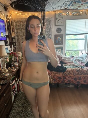 Full leaked Ash pac private onlyfans photo