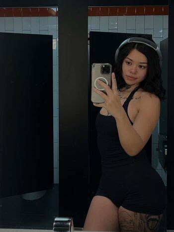 Full leaked Ashlit private onlyfans photo