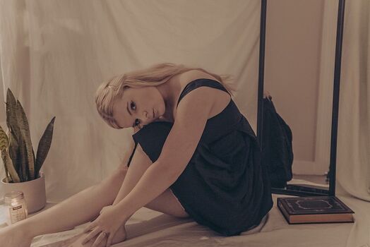 Full leaked Ashby florence page private onlyfans photo