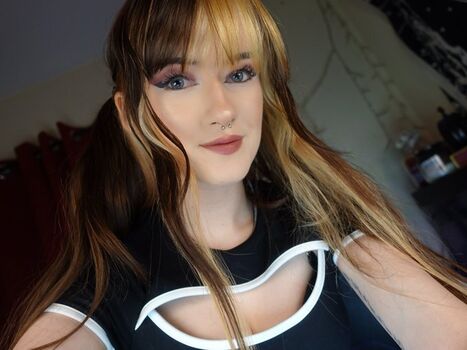 Full leaked Ashi private onlyfans photo