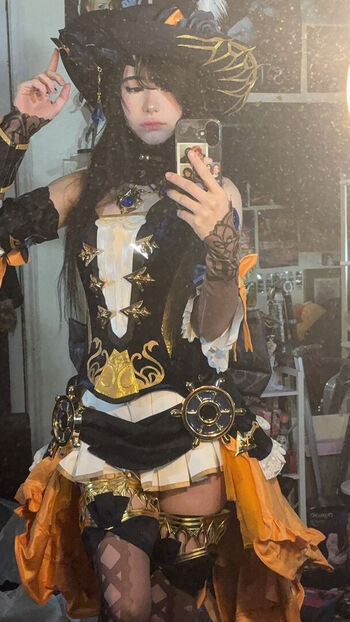 Full leaked Ashisbees page private onlyfans photo