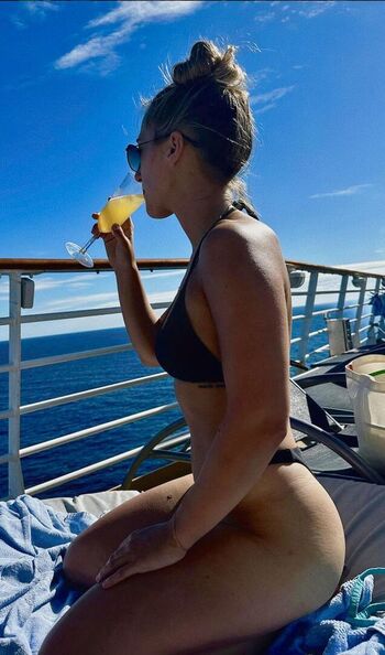 Full leaked Ashley cooke private onlyfans photo