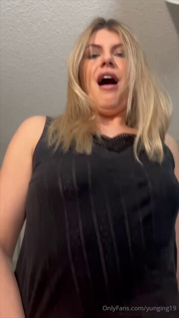 Full leaked Ashley elizabeth private onlyfans photo