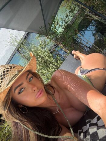 Full leaked Ashley got private onlyfans photo