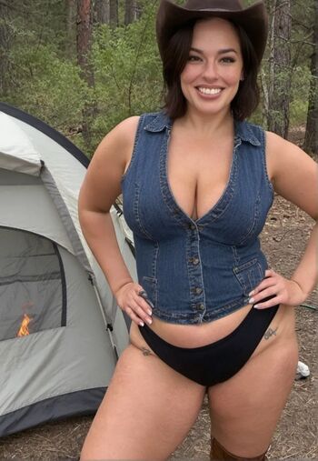 Full leaked Ashley graham page private onlyfans photo