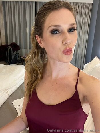 Full leaked Ashley lane  page private onlyfans photo