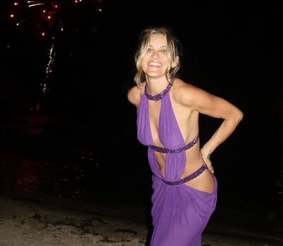 Ashley Roberts(Pussycat Doll)