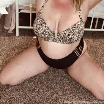 Full leaked Ashley private onlyfans photo