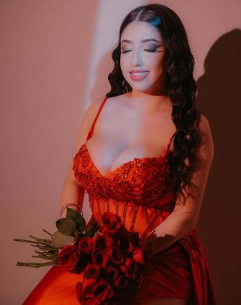 Full leaked Ashleyarambulaa private onlyfans photo