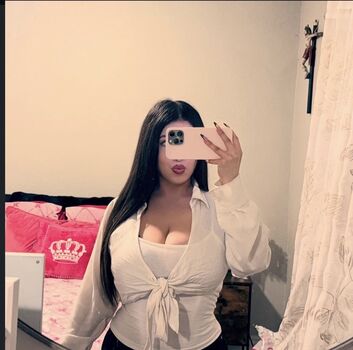 Full leaked Ashleyarambulaa private onlyfans photo